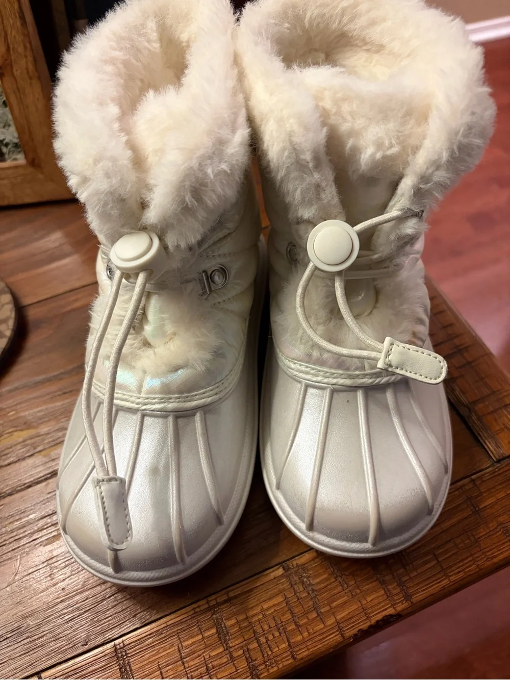Kids Winter Snow Boots - Cream Faux Fur Lined